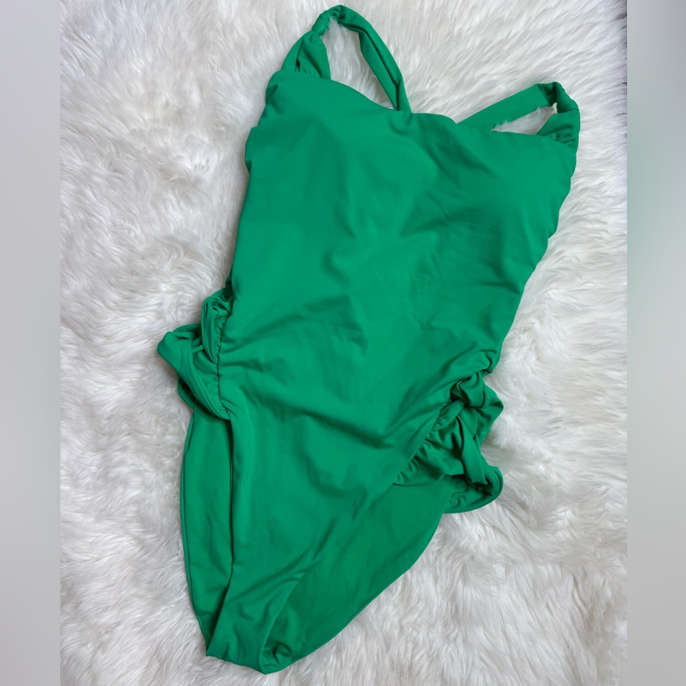 Becca Baja Mar Bandeau One Piece Swimsuit In Verde Green View 4